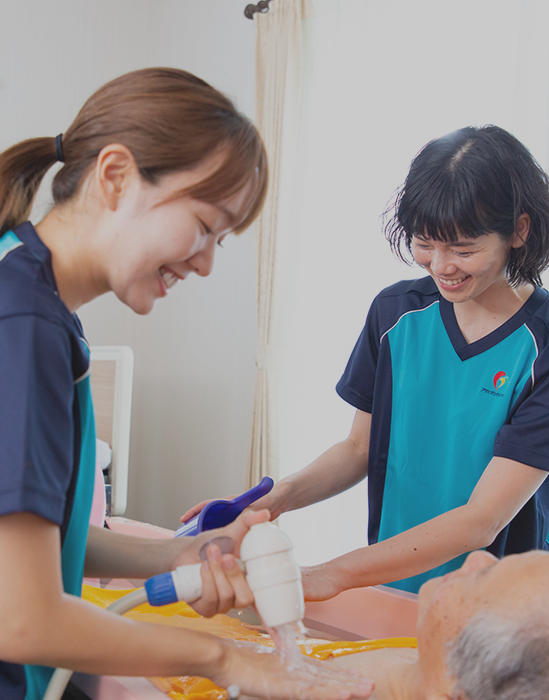 写真：訪問入浴